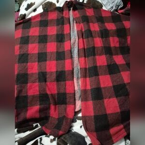 Red And Black Buffalo Plaid Short Sleeve Kimono/Cardigan - Size 2x